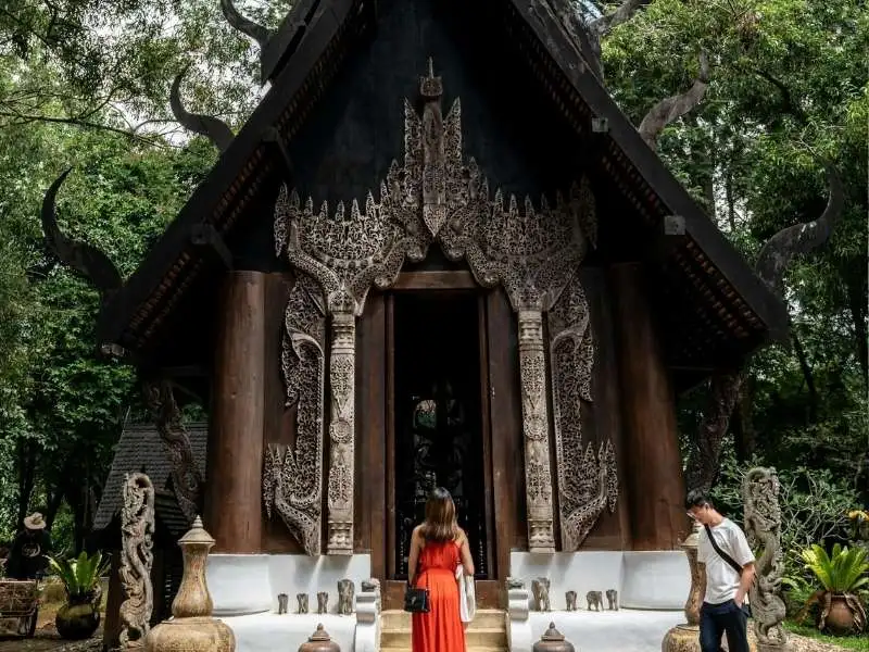Baan Dam Museum (Black House)