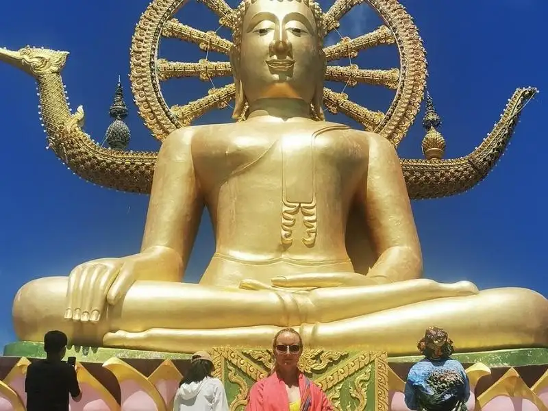 Big Buddha Temple (Wat Phra Yai)