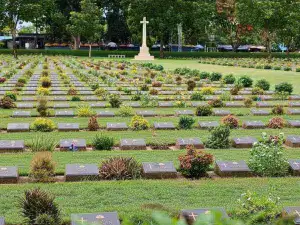 Kanchanaburi War Cemetery