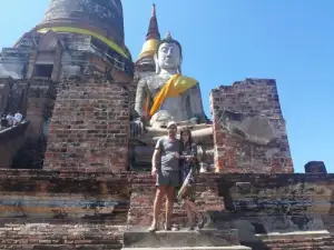 Wat Yai Chai Mangkhon