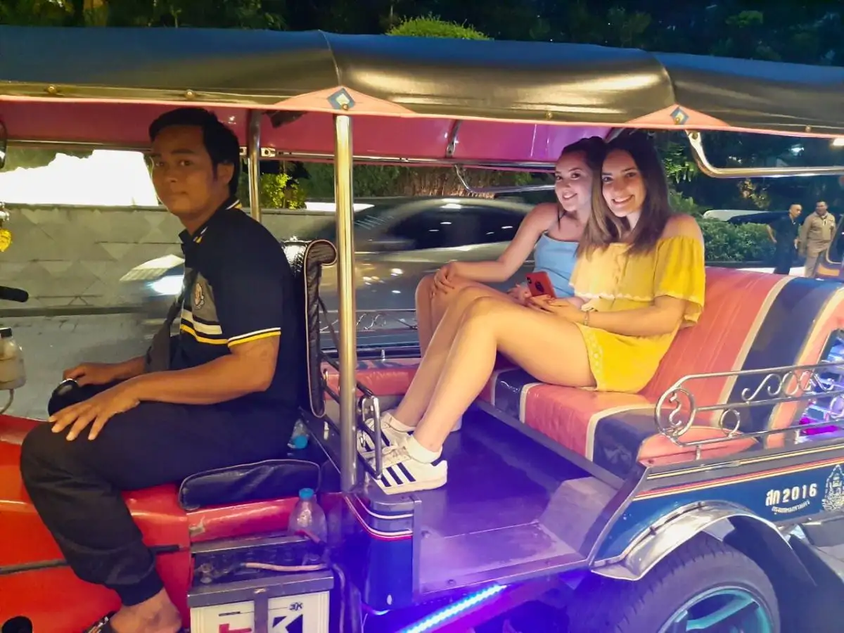 Bangkok Tuk Tuk Experience Street Food and Famous Historic Sites