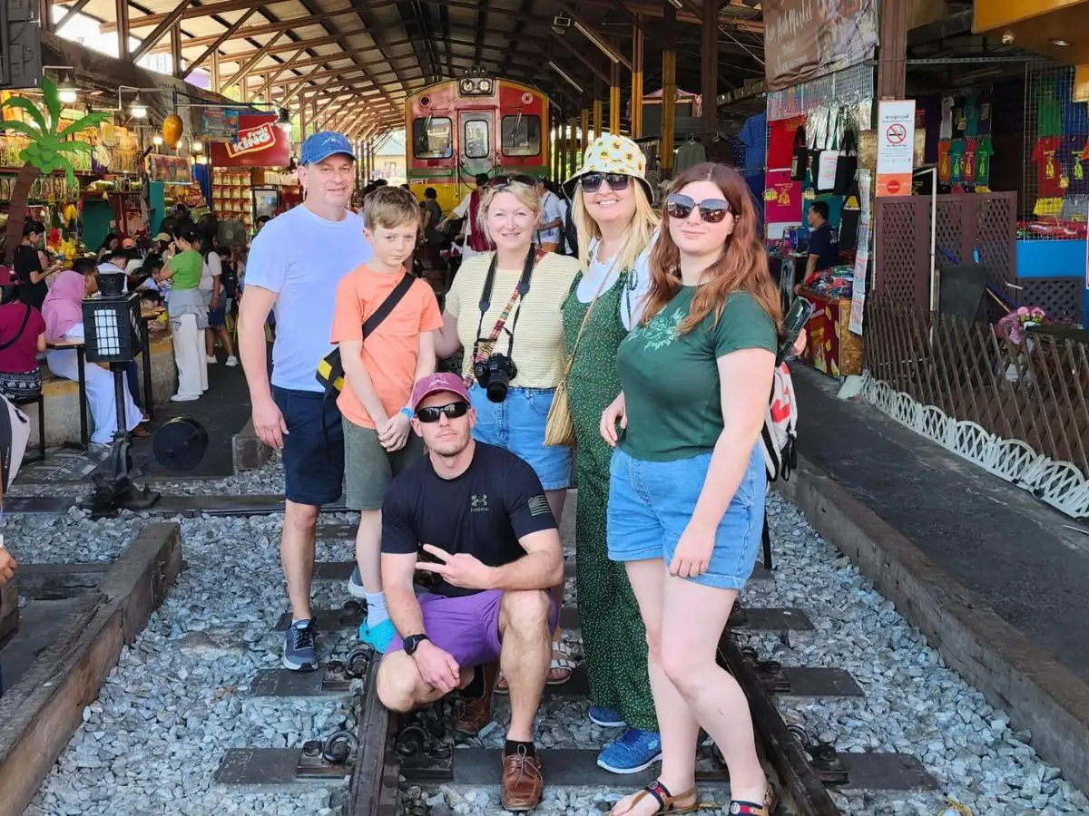 Amazing Private Day Tour to Maeklong Train Market & Amphawa Floating Market