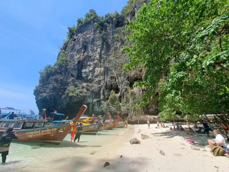 Ko Ya Wa Sam Island